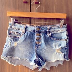 Women’s Billabong jean shorts - Size 25